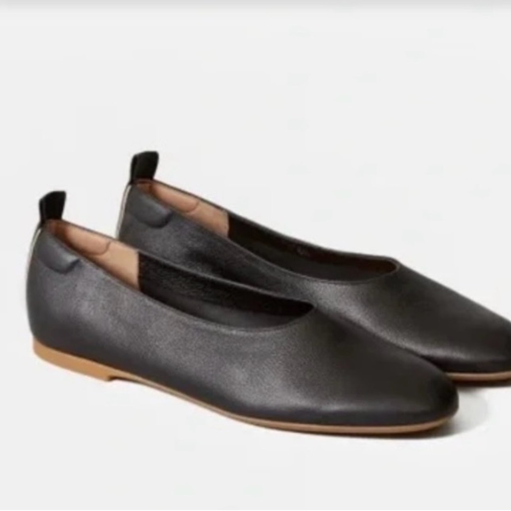 EVERLANE the day glove flat in black size 7.5